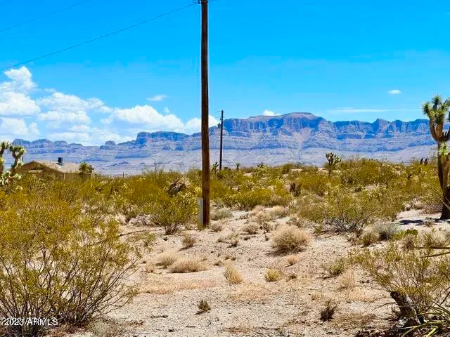 $6,900 | 30390 Dutton Drive, Unit 182, Meadview, AZ 86444