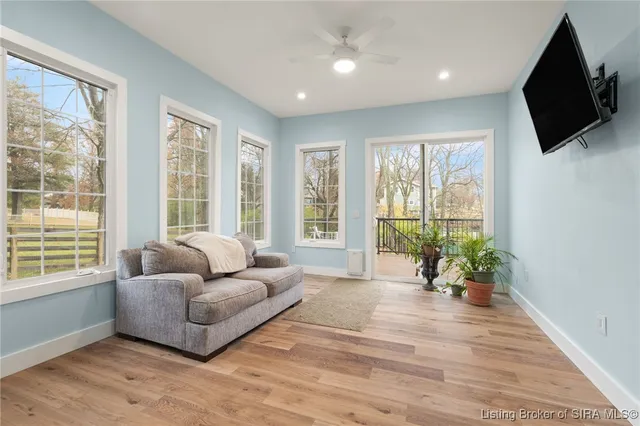 $724,900 | 1414 Knob Avenue, New Albany, IN 47150