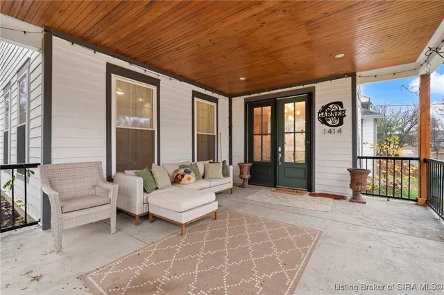 $724,900 | 1414 Knob Avenue, New Albany, IN 47150