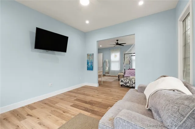 $724,900 | 1414 Knob Avenue, New Albany, IN 47150