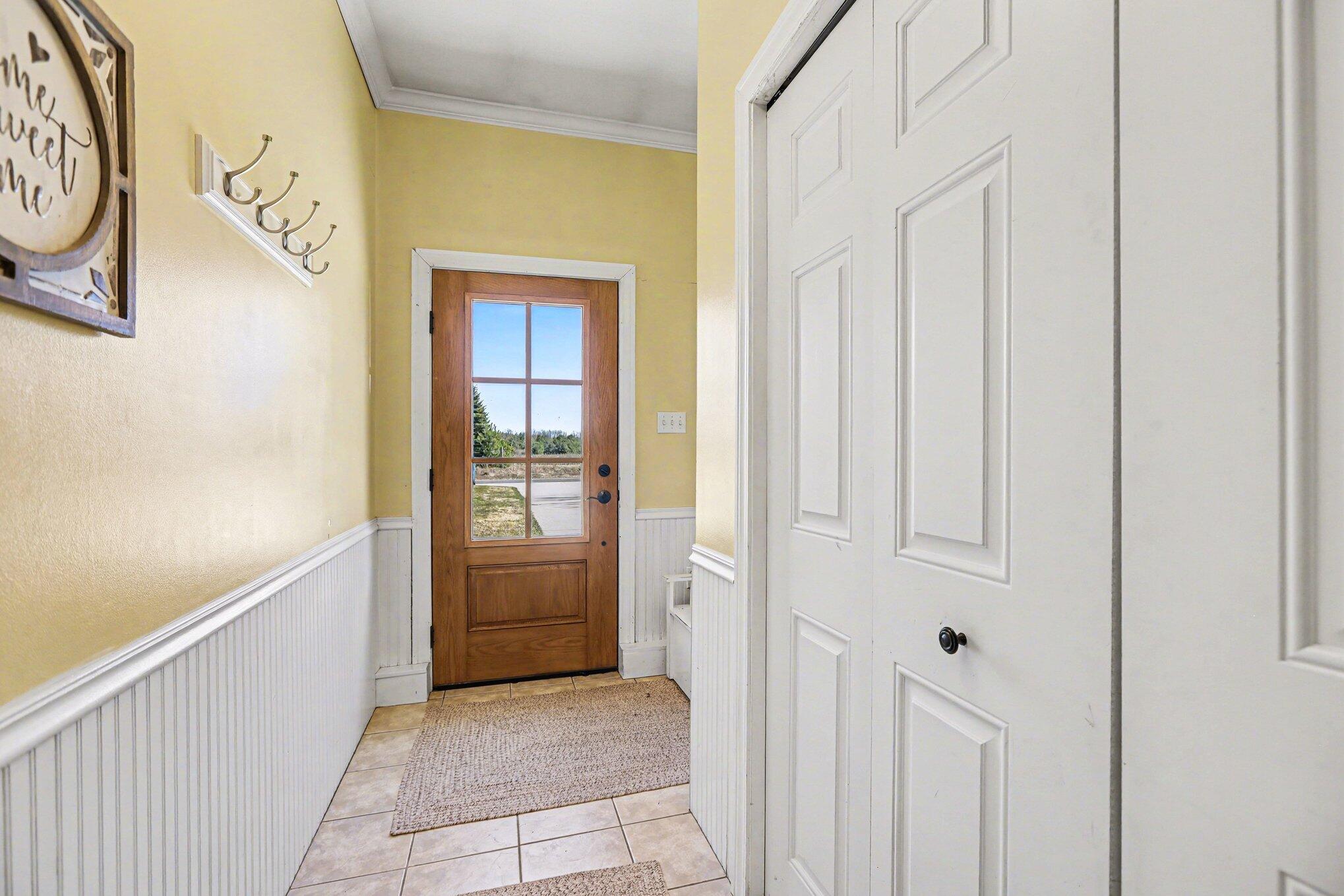 4786 Red Apple Road Manistee, MI 49660 - Photo 12 of 41 Mudroom access