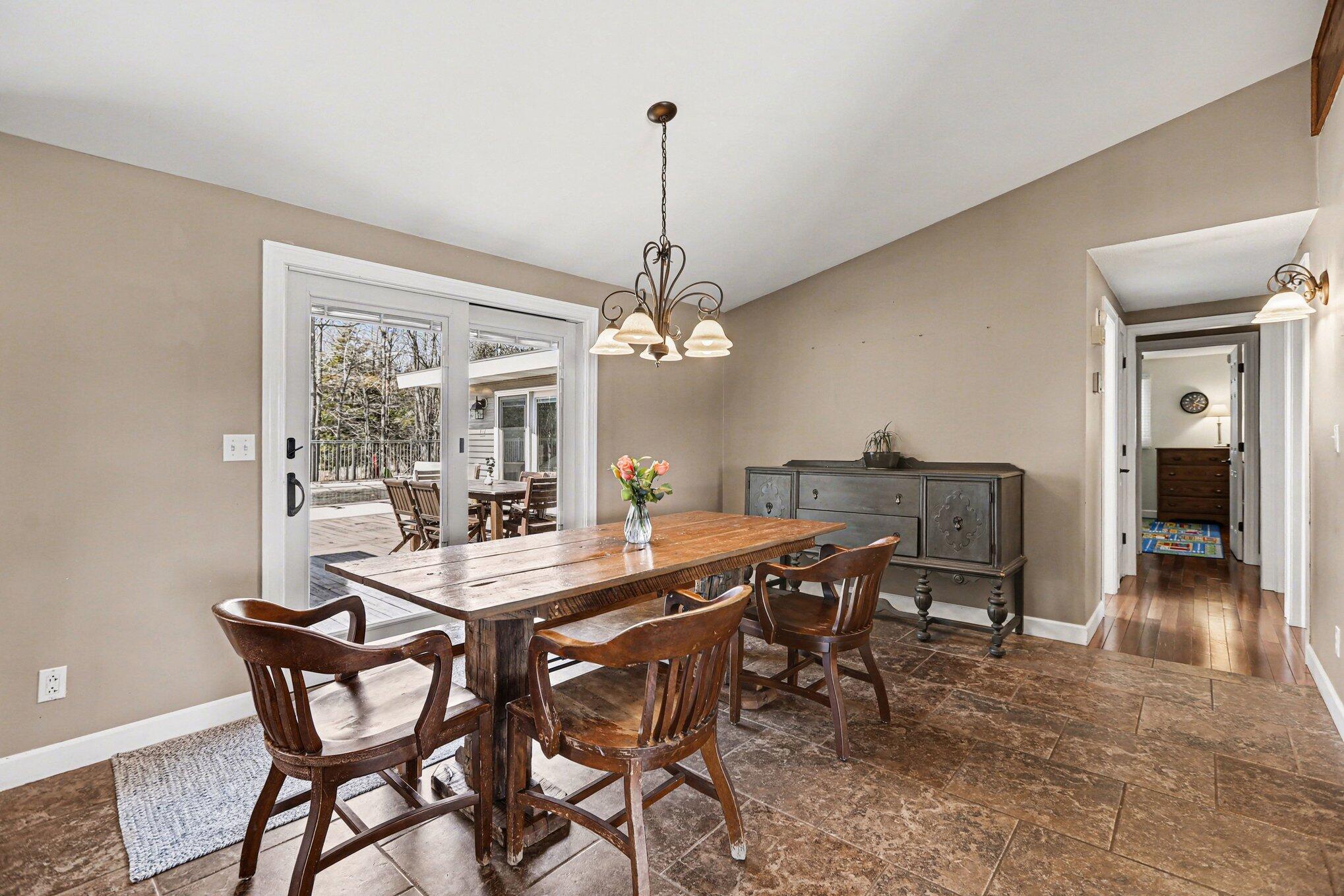4786 Red Apple Road Manistee, MI 49660 - Photo 13 of 41 Dining area