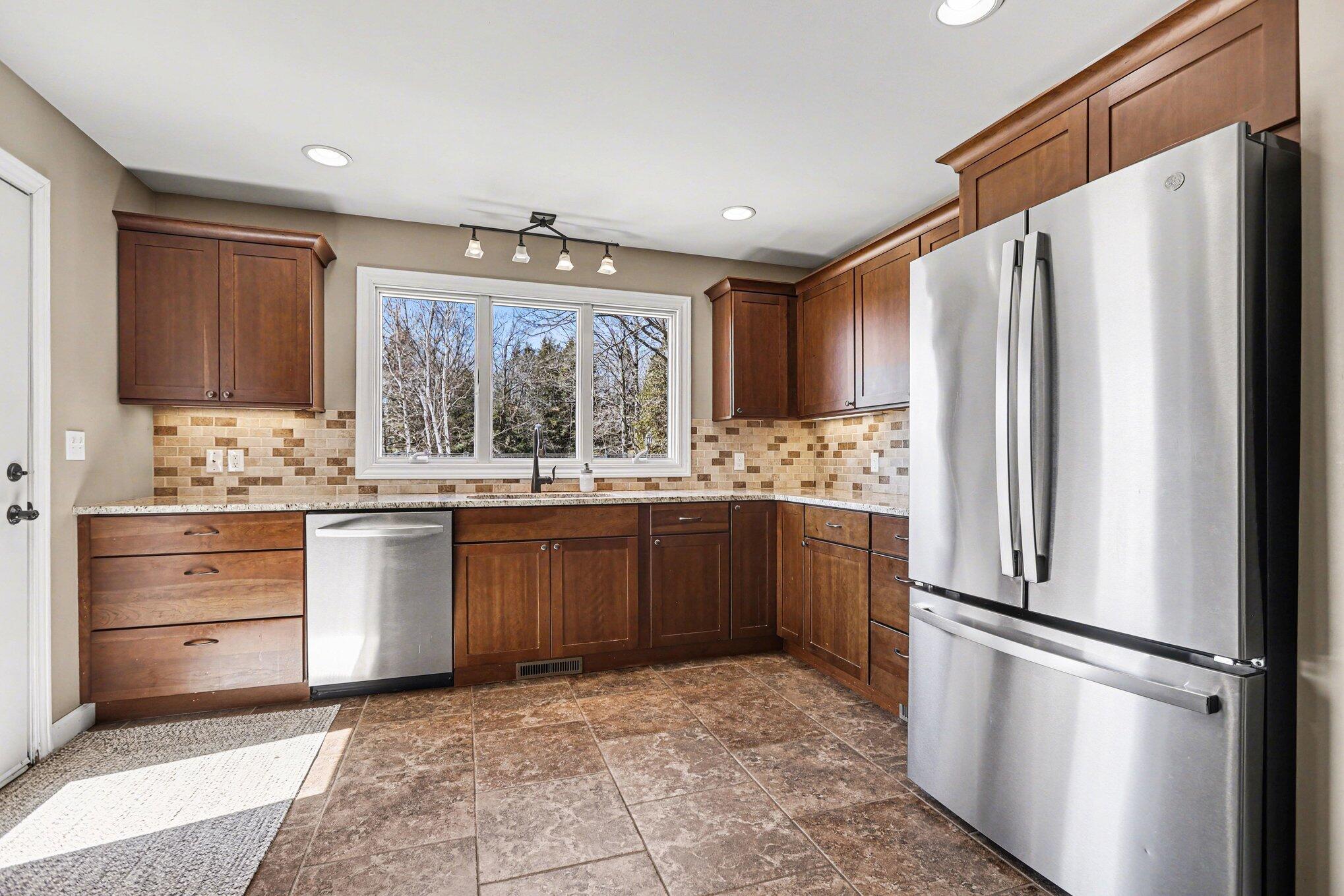 4786 Red Apple Road Manistee, MI 49660 - Photo 17 of 41 Kitchen