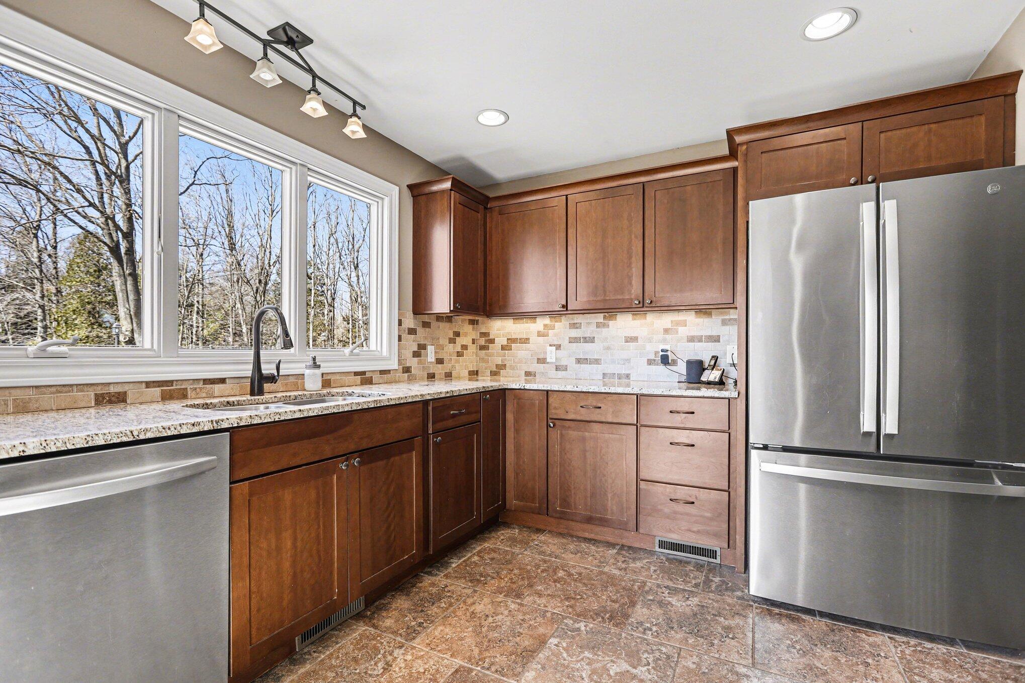 4786 Red Apple Road Manistee, MI 49660 - Photo 19 of 41 Kitchen