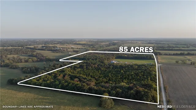 $1,495,000 | 7501 Nebo Road, Versailles, MO 65084