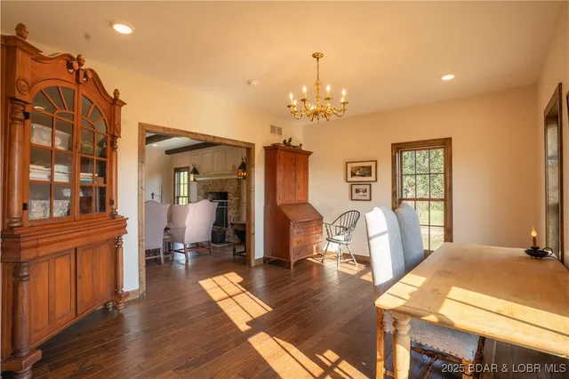 $1,495,000 | 7501 Nebo Road, Versailles, MO 65084