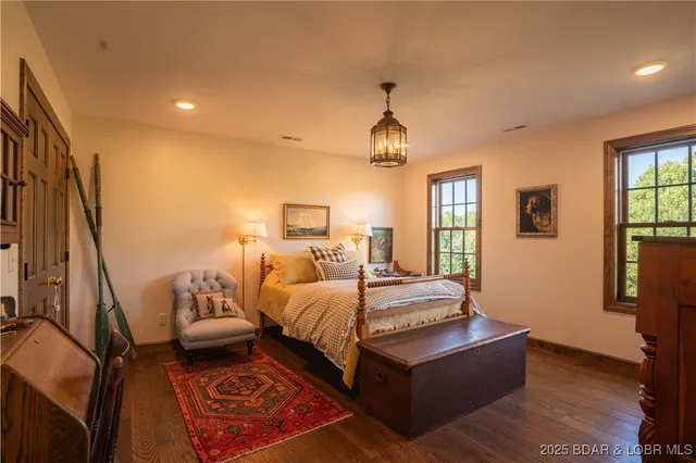 $1,495,000 | 7501 Nebo Road, Versailles, MO 65084