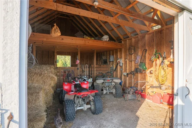 $1,495,000 | 7501 Nebo Road, Versailles, MO 65084