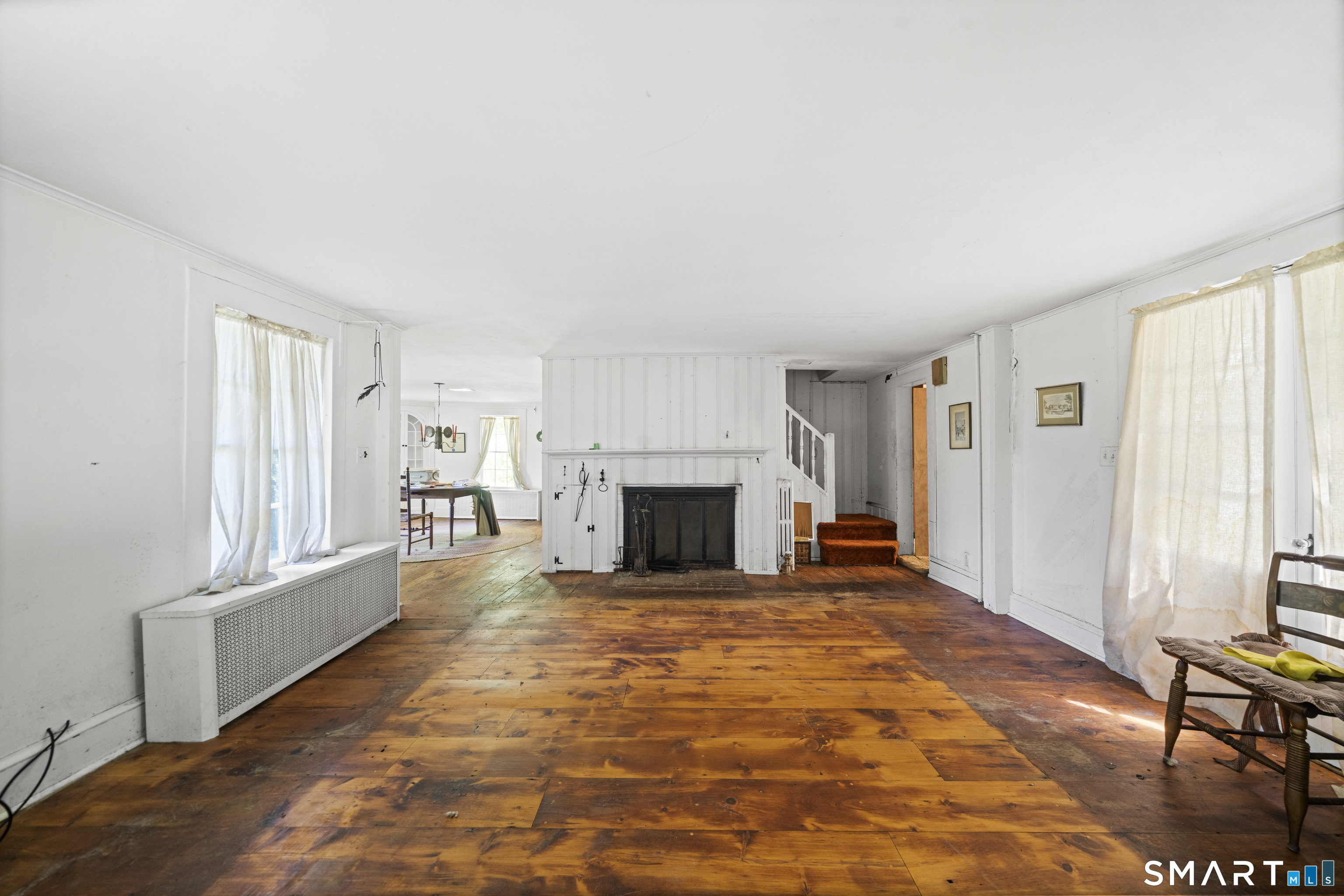 128 Terry's Plain Road Simsbury, CT 06070 - Photo 7 of 40