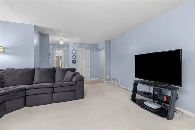 $364,900 | 1012 Woodridge Drive, Canonsburg, PA 15317