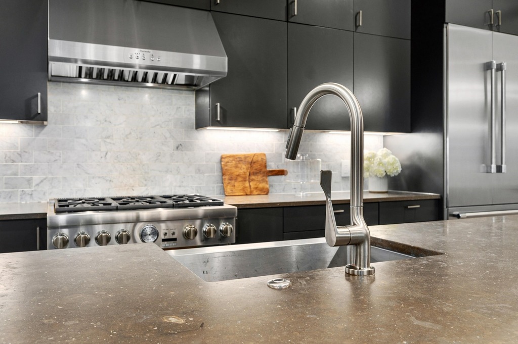 1410 Woodlawn Boulevard, Unit C Austin, TX 78703 - Photo 13 of 29