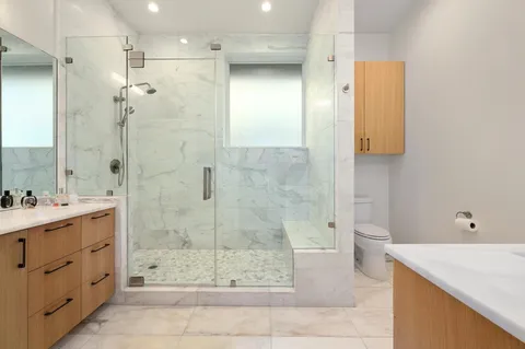 $1,650,000 | 1410 Woodlawn Boulevard, Unit C, Austin, TX 78703