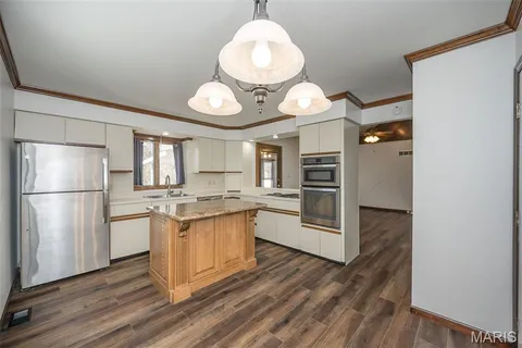 $2,500 | 509 Bald Hill Road, Eureka, MO 63025