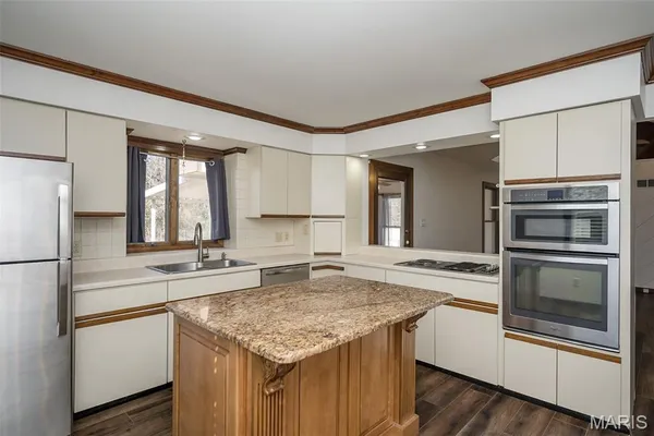 $2,500 | 509 Bald Hill Road, Eureka, MO 63025