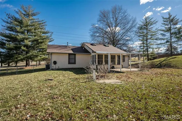 $2,500 | 509 Bald Hill Road, Eureka, MO 63025