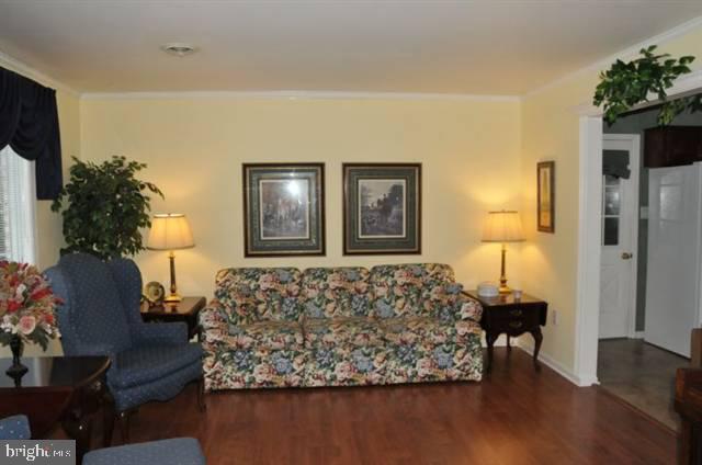 109 West Hunter Road Carlisle, PA 17015 - Photo 2 of 18 Gallery Image 2
