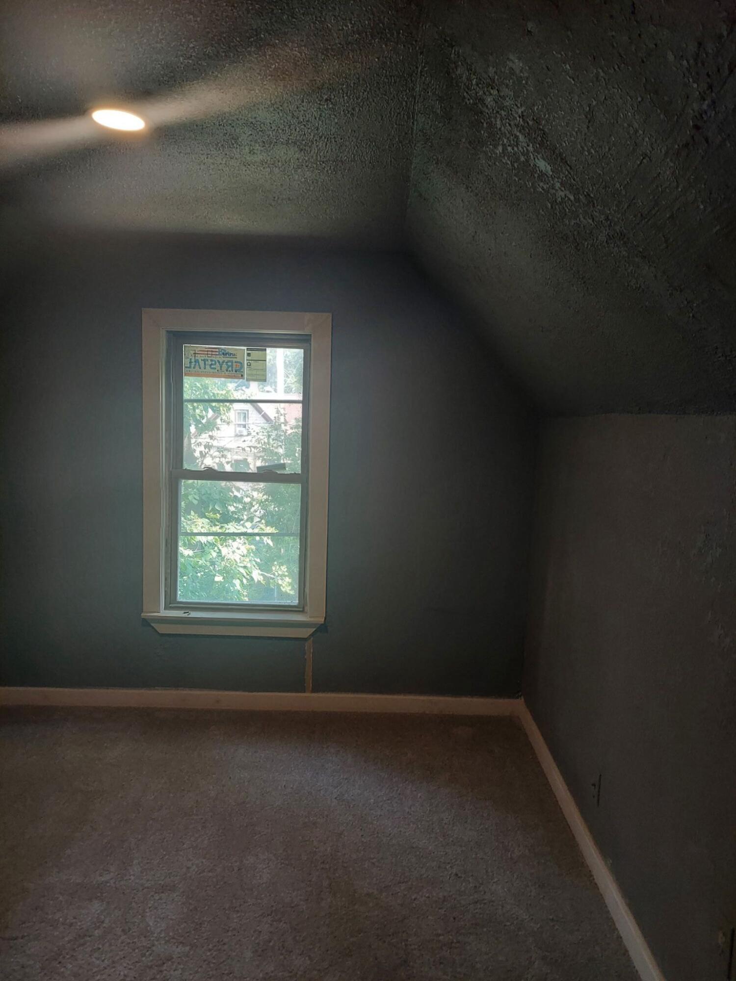 1440 North 29th Street Milwaukee, WI 53208 - Photo 10 of 13 c8eb11eb-419c-4706-a73e-386ac1a431b1