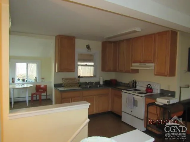 $595,000 | 5926 Highway 9, Rhinebeck, NY 12572