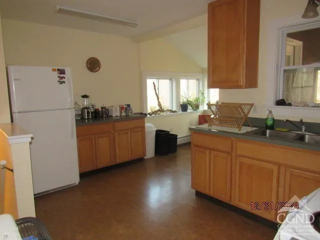 $595,000 | 5926 Highway 9, Rhinebeck, NY 12572