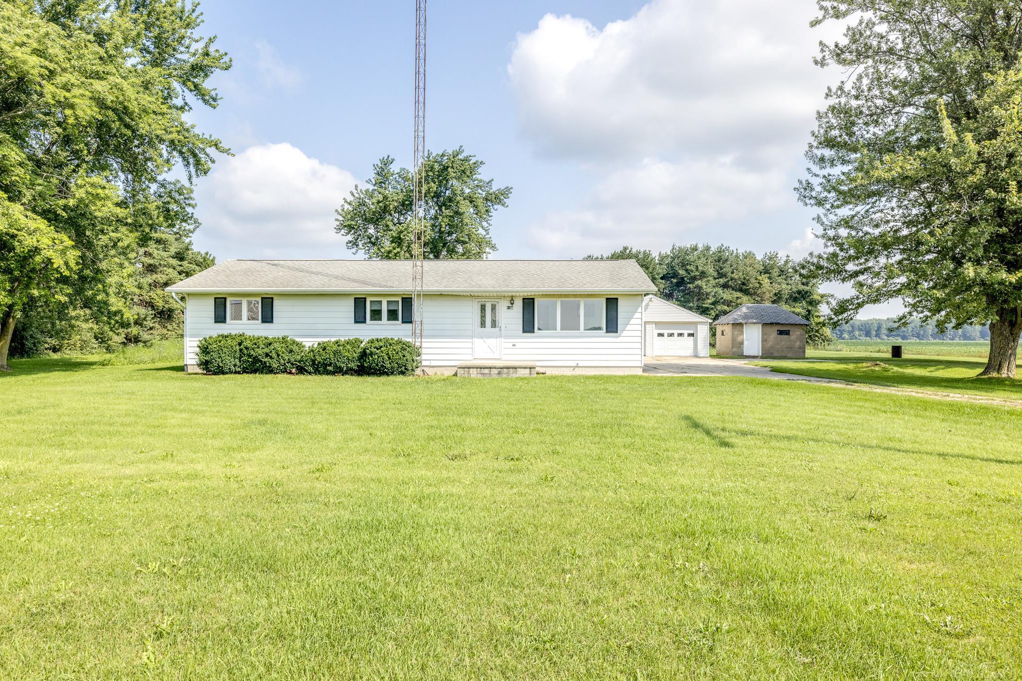 4178 Aitken Road Croswell, MI 48422 - Photo 4 of 43