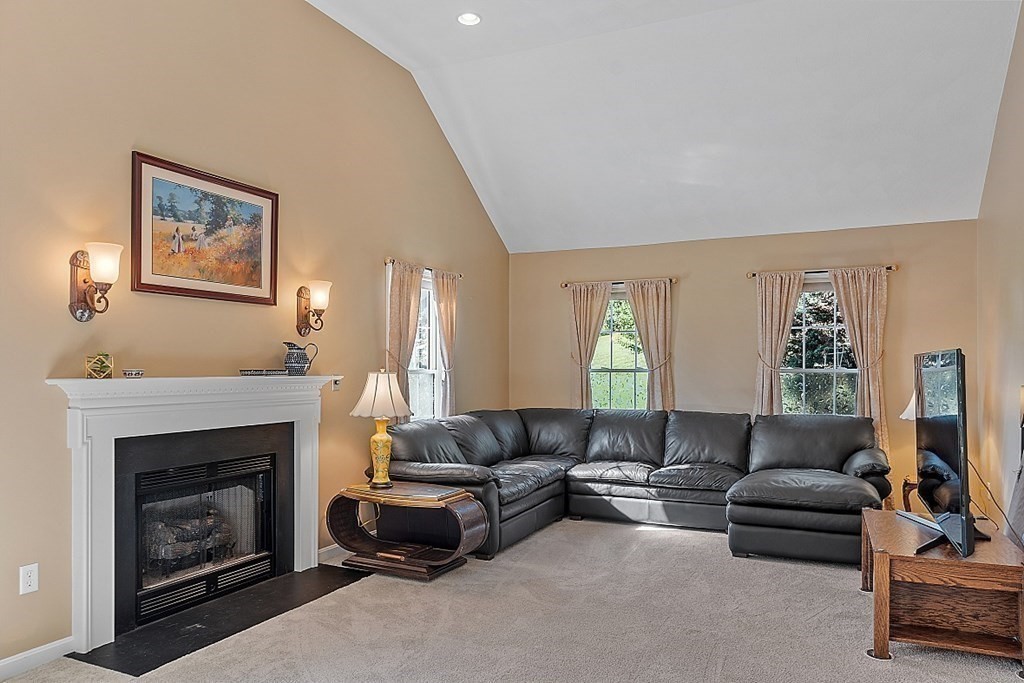 45 Snow Road Haverhill, MA 01832 - Photo 8 of 42 Gallery Image 8