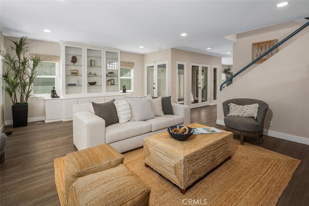 29 68th Place Long Beach, CA 90803 - Photo 14 of 56