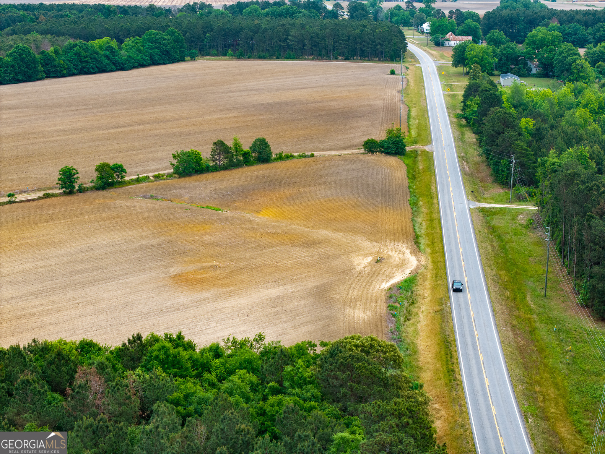 1 Highway 80 Stapleton Ga 30823 Stapleton, GA 30823 - Photo 7 of 15 a view of an ocean beach