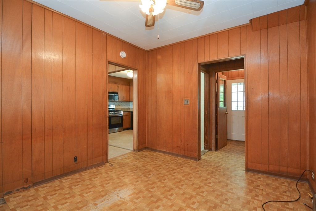 31 Wordsworth Street Boston, MA 02128 - Photo 13 of 36