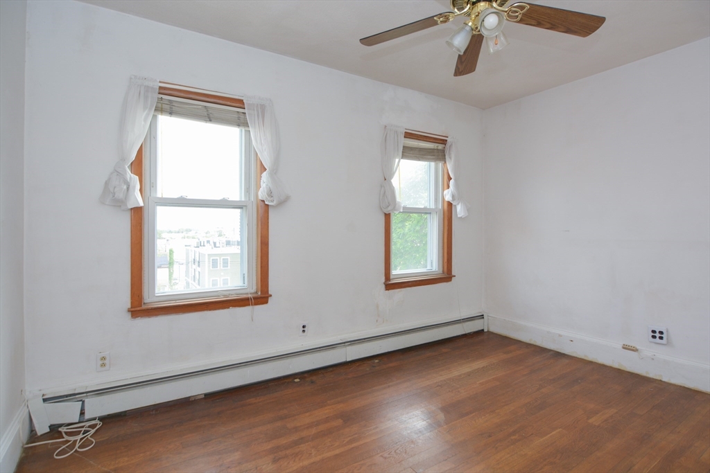 31 Wordsworth Street Boston, MA 02128 - Photo 17 of 36