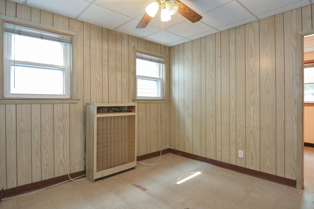 31 Wordsworth Street Boston, MA 02128 - Photo 22 of 36