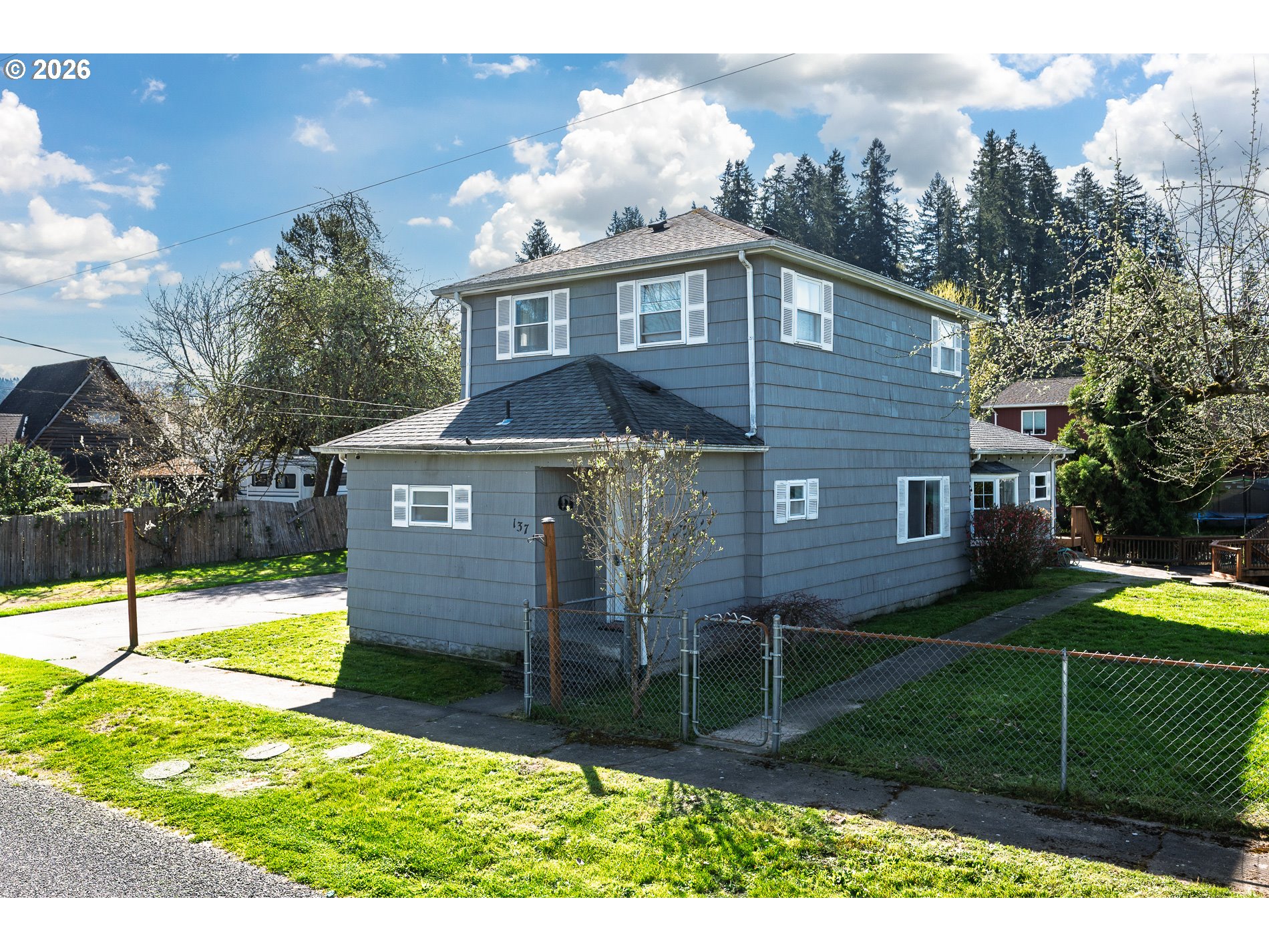 137 Aden Street Southwest Castle Rock, WA 98611 - Photo 3 of 41