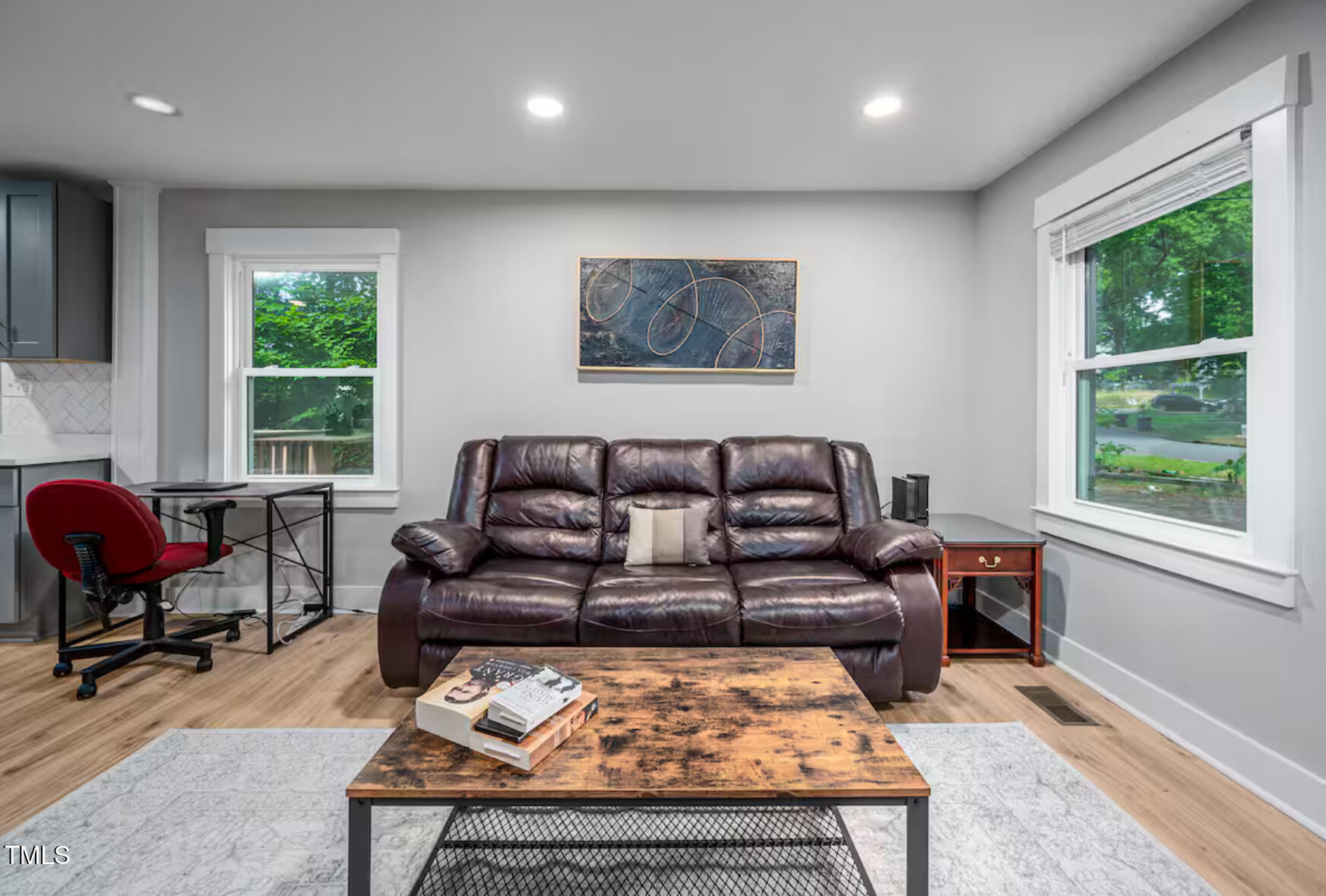 1402 Robinhood Road Durham, NC 27701 - Photo 9 of 21 1402 Robinhood Road, Durham, NC 27701 ph