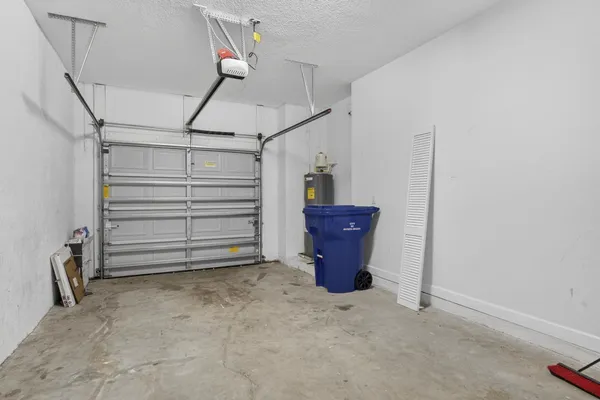 $3,000 | 4408 Hemlock Street, Riviera Beach, FL 33410