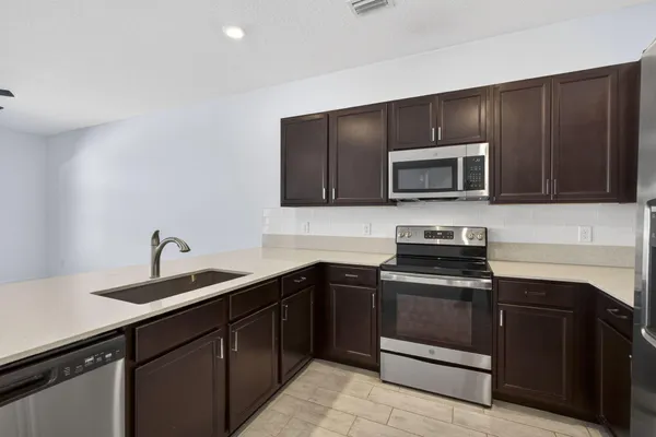 $3,000 | 4408 Hemlock Street, Riviera Beach, FL 33410