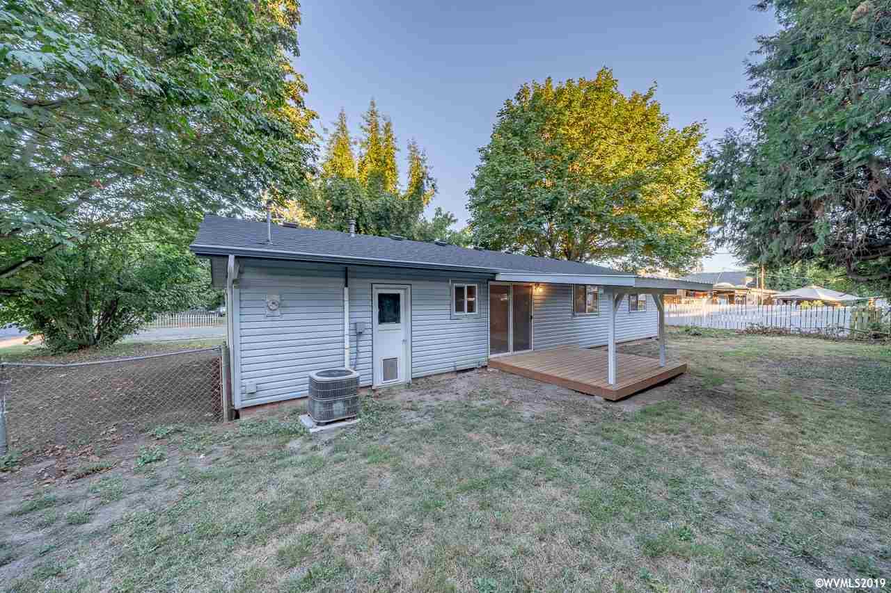 110 Cleveland Street Lebanon, OR 97355 - Photo 39 of 41 Gallery Image 39