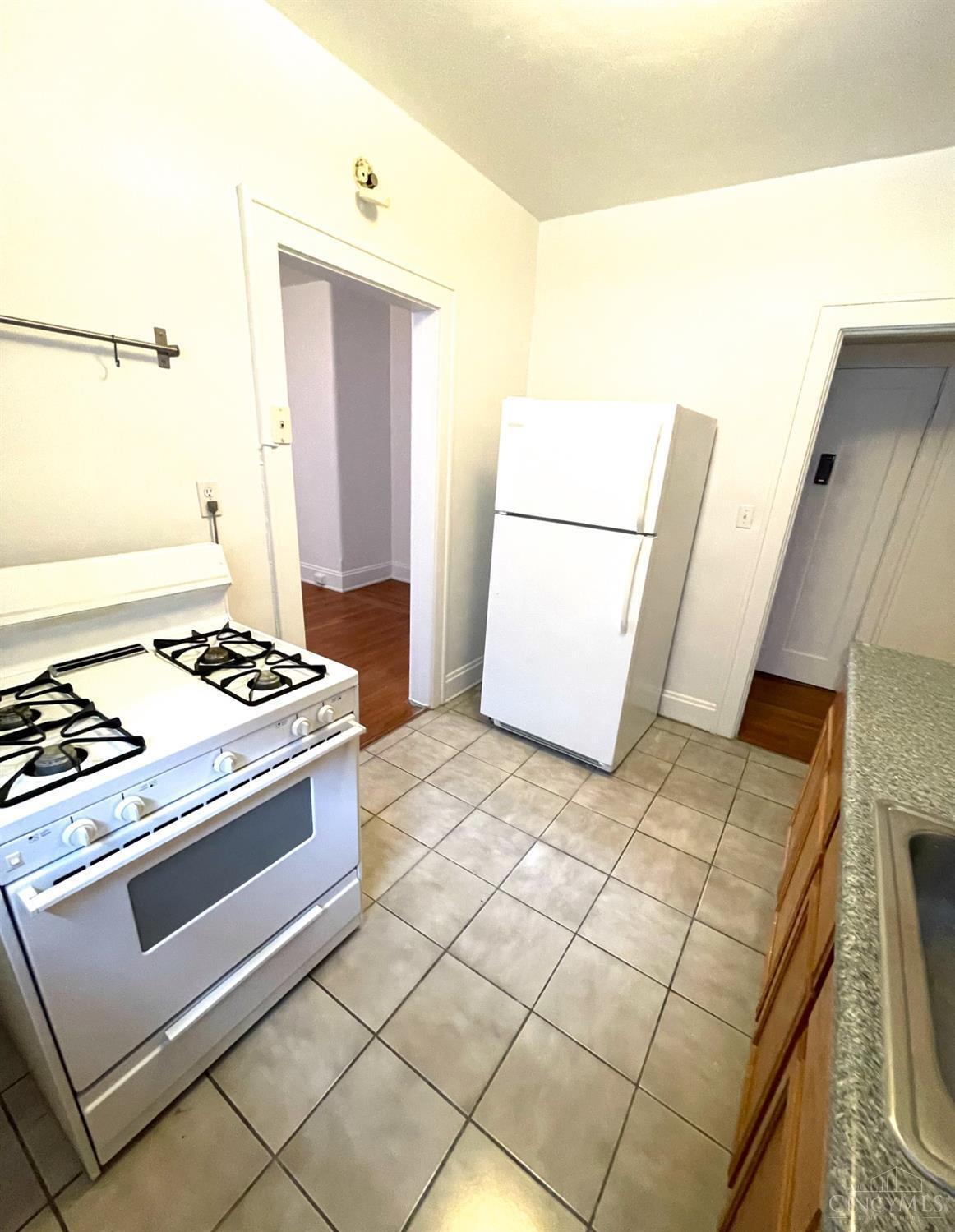 3096 Madison Road, Unit 7 Cincinnati, OH 45209 - Photo 8 of 10