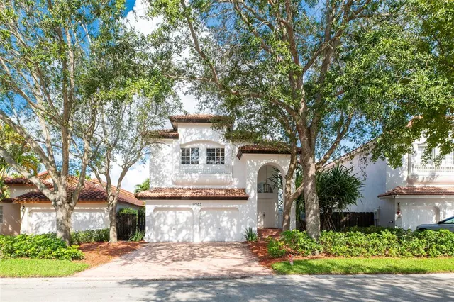 $1,400,000 | 10965 Northwest 59th Street, Doral, FL 33178