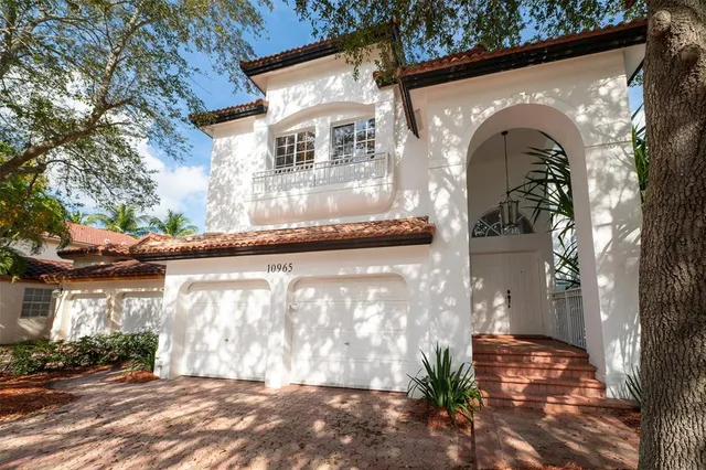 $1,400,000 | 10965 Northwest 59th Street, Doral, FL 33178