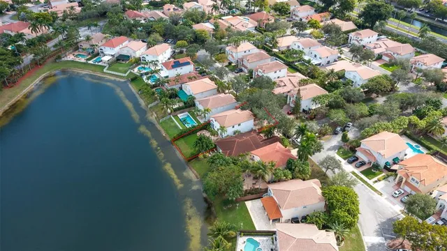 $1,400,000 | 10965 Northwest 59th Street, Doral, FL 33178