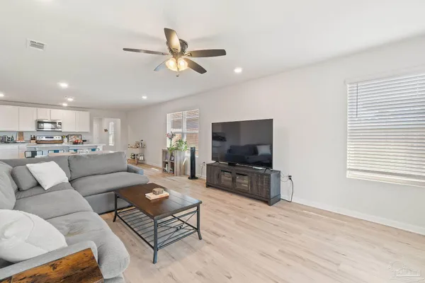 $2,400 | 5252 Peach Drive, Pace, FL 32571