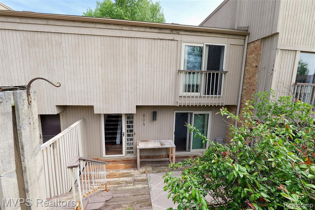 804 Oak Brook Ridge Drive, Unit 149 Rochester, MI 48307 - Photo 1 of 31