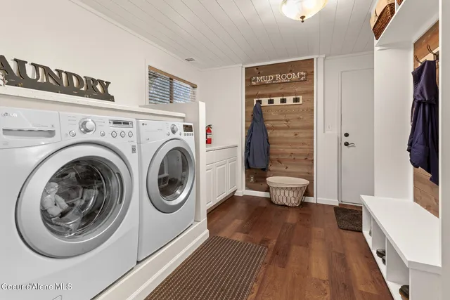 $1,100,000 | 7088 North Colfax Street, Dalton Gardens, ID 83815