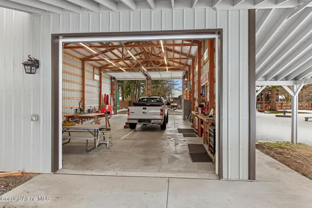 $1,100,000 | 7088 North Colfax Street, Dalton Gardens, ID 83815