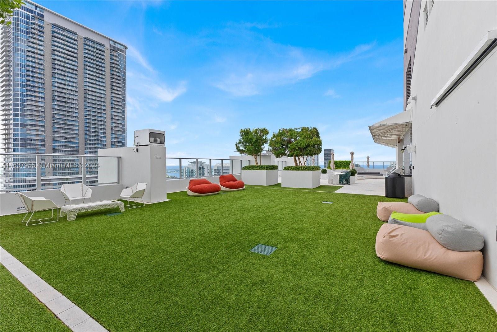 1010 Brickell Avenue, Unit 1602 Miami, FL 33131 - Photo 20 of 47