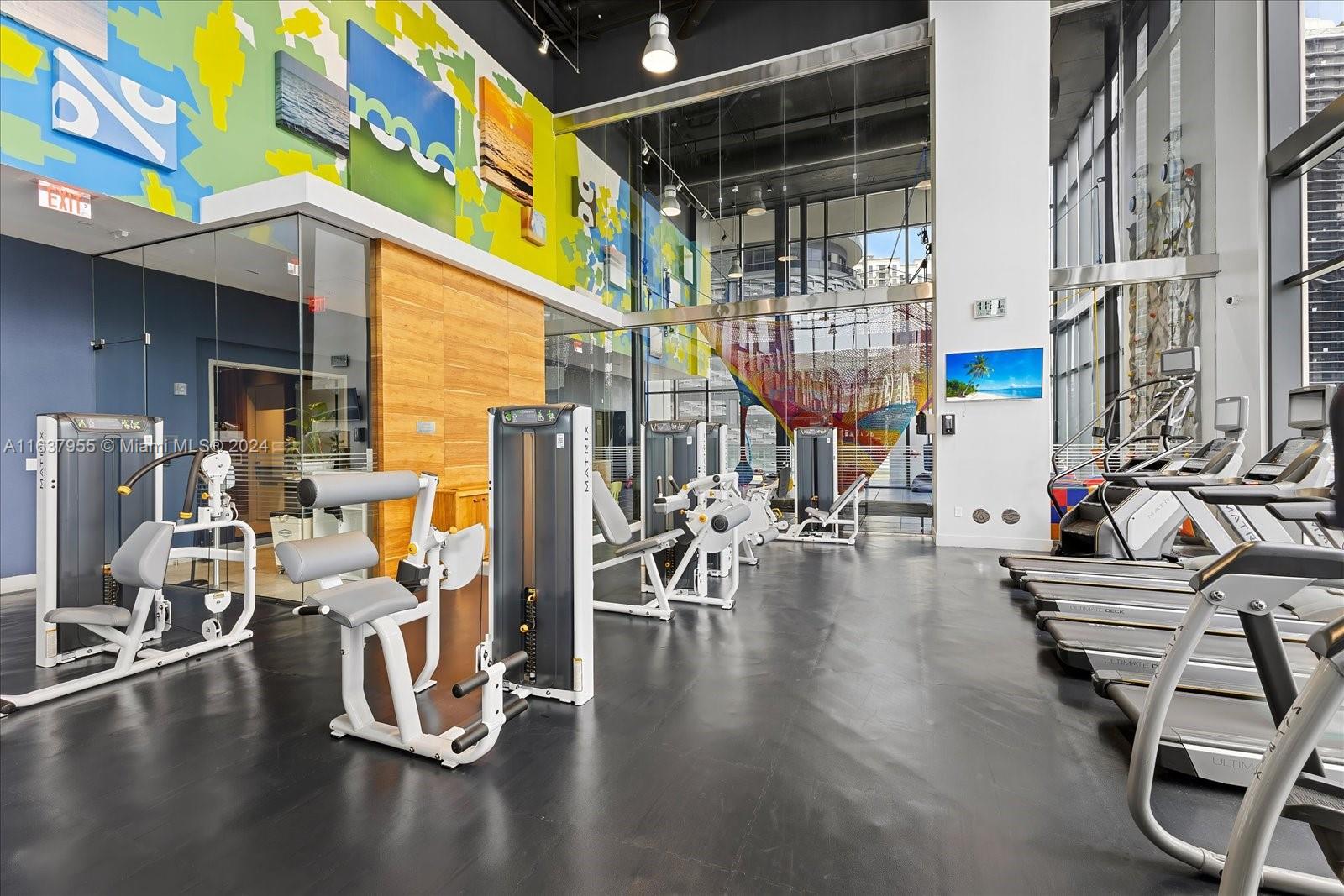 1010 Brickell Avenue, Unit 1602 Miami, FL 33131 - Photo 28 of 47