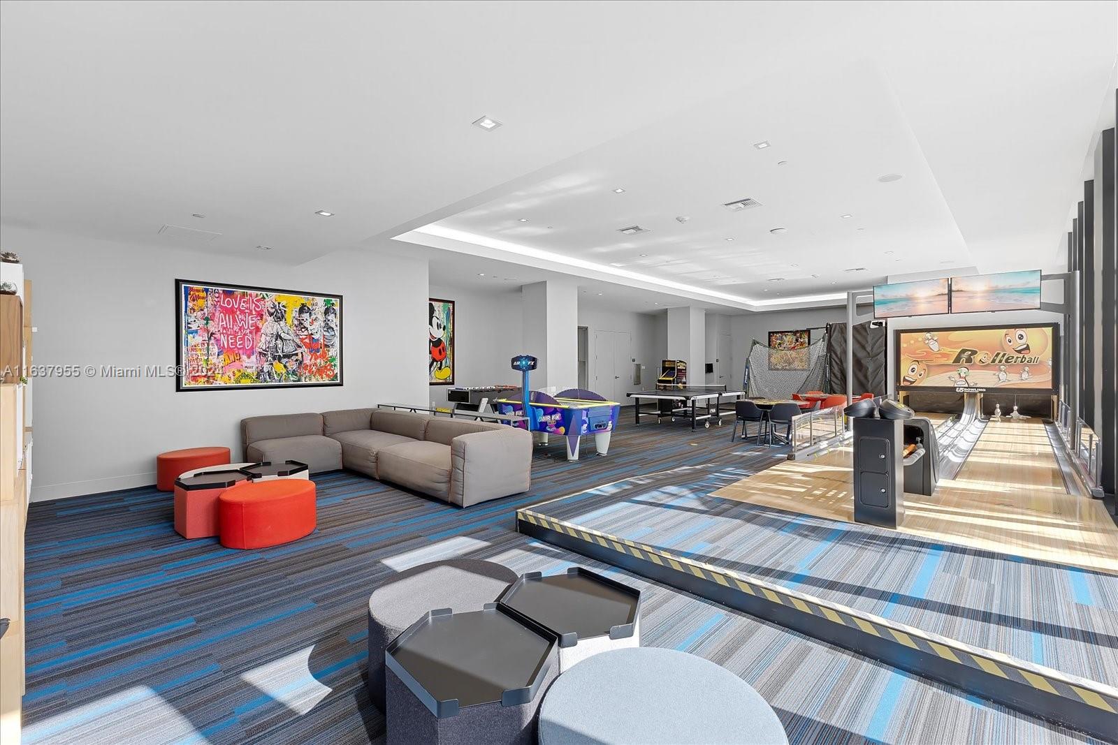 1010 Brickell Avenue, Unit 1602 Miami, FL 33131 - Photo 30 of 47