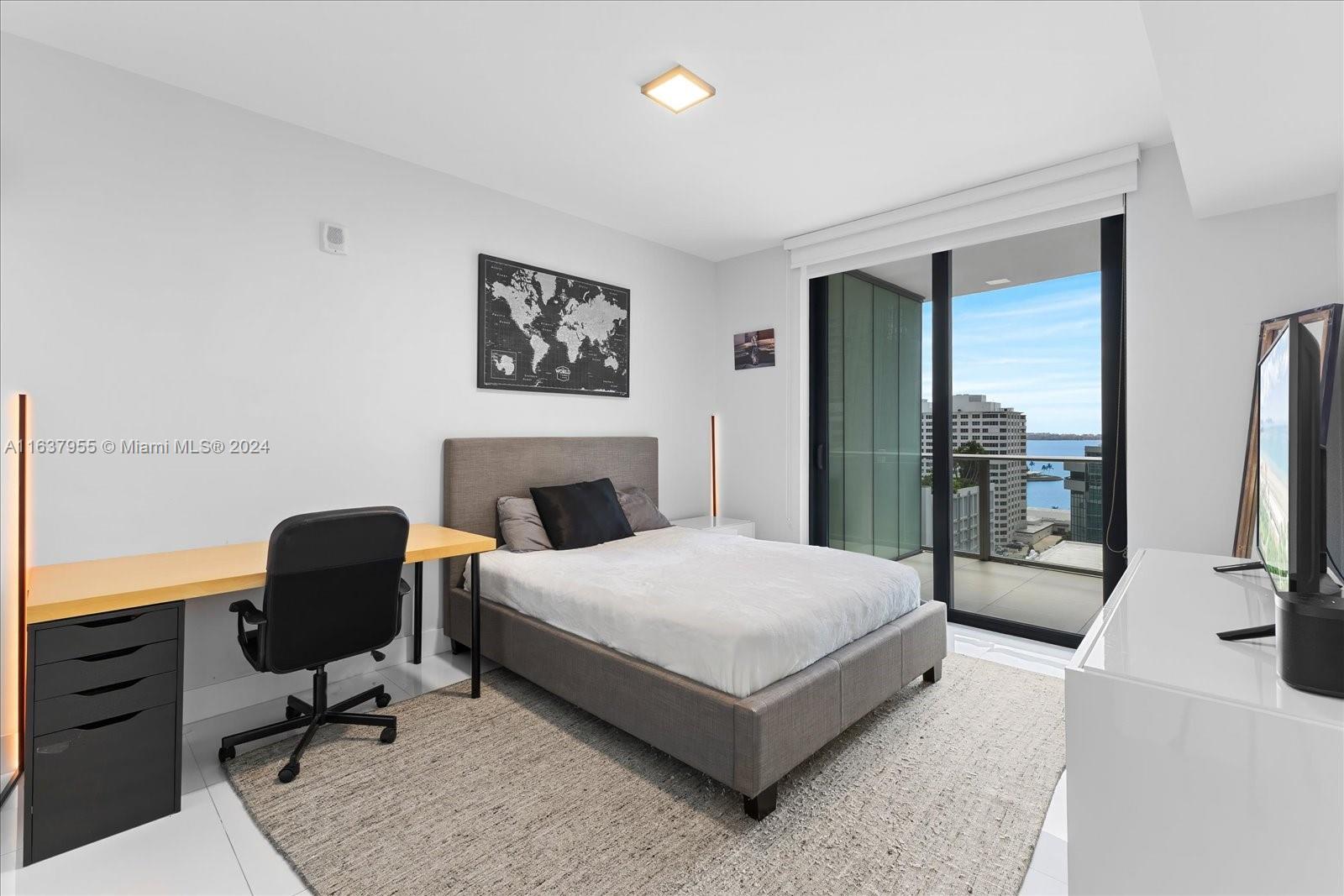 1010 Brickell Avenue, Unit 1602 Miami, FL 33131 - Photo 10 of 47