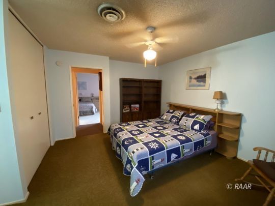 718 West Kevin Court Ridgecrest, CA 93555 - Photo 23 of 33