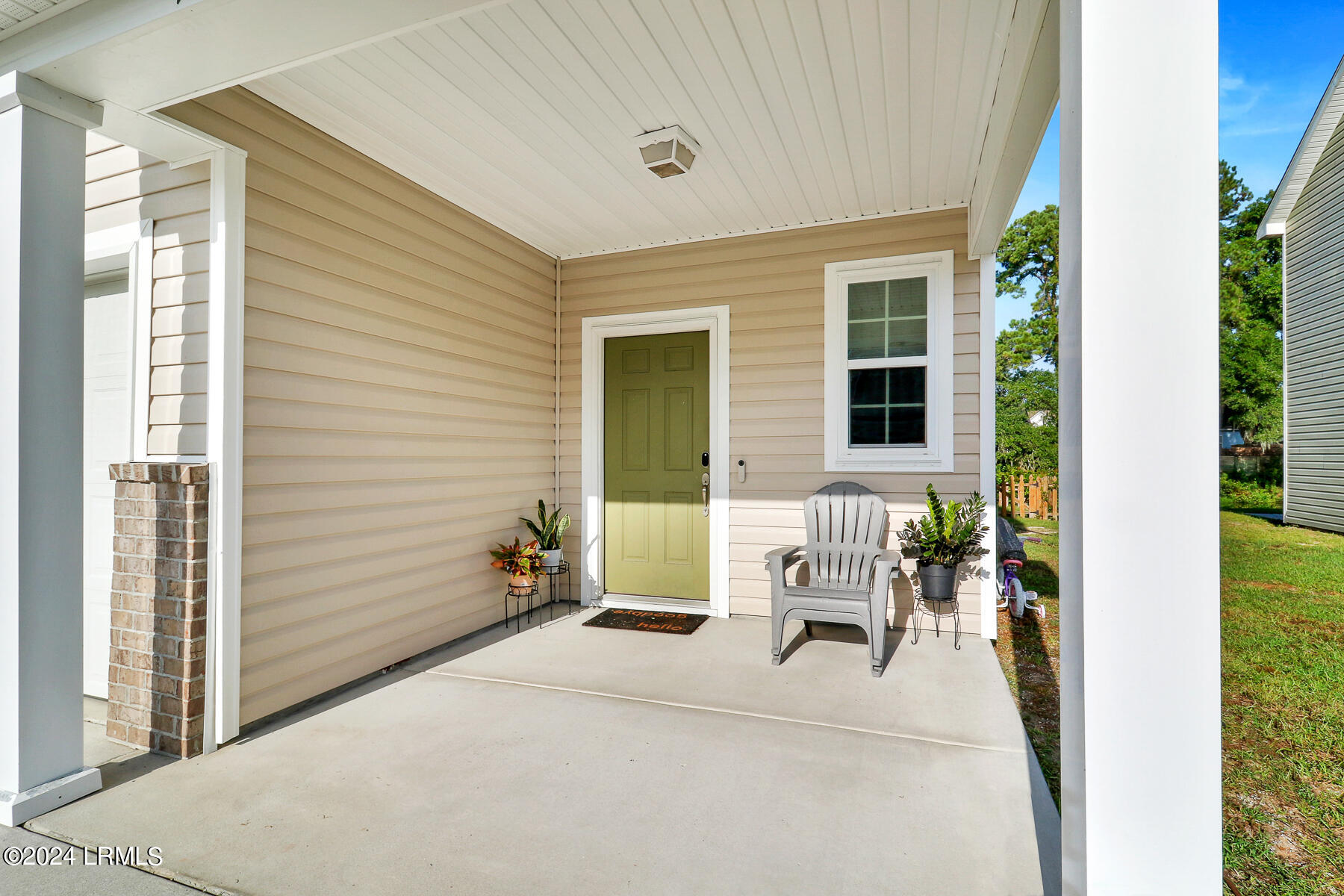 120 Glory Road Beaufort, SC 29906 - Photo 3 of 32 120 Glory rd-4