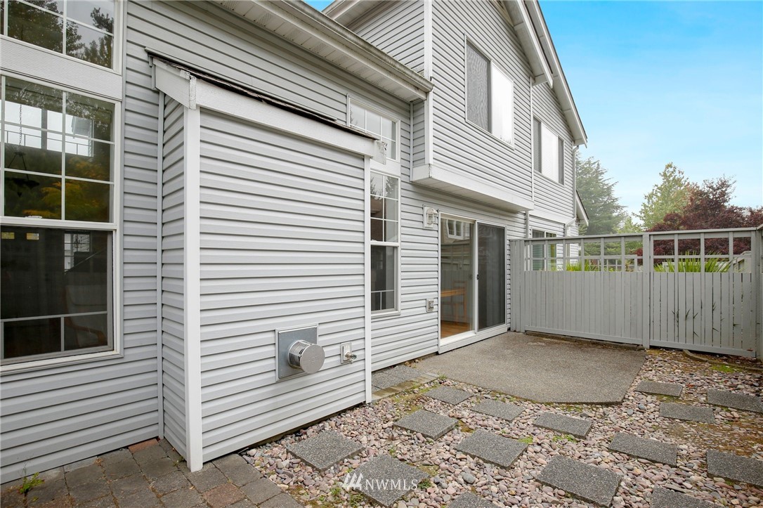 19131 110th Place Southeast Renton, WA 98055 - Photo 21 of 25 a view of a house with a door and wooden floor